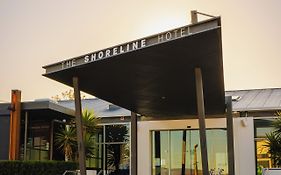 Shoreline Hotel
